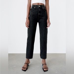Zara Mom Fit Black Jeans High rise straight